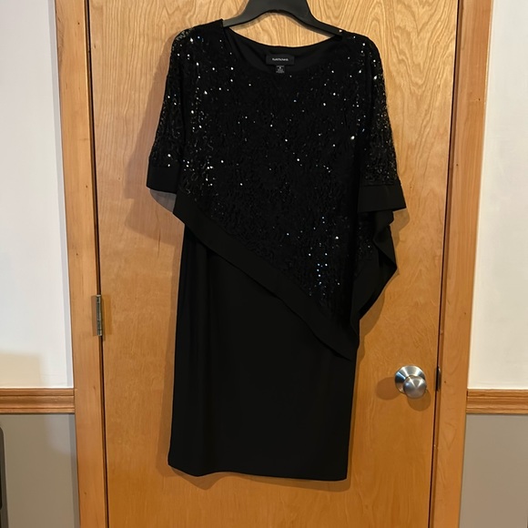 Black Dinner dress with sequins cape: Size 8 - Picture 3 of 6